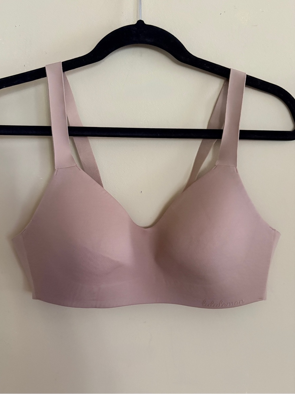 Lululemon Hold True Wireless Bra Seamless Nude 36B